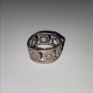 Silver Flower Ring fits size 6-6.5